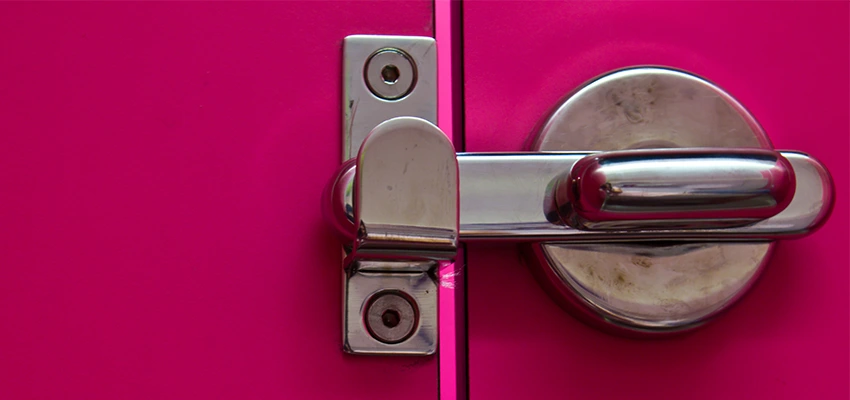 Childproof Gate Lock in Parlier, California