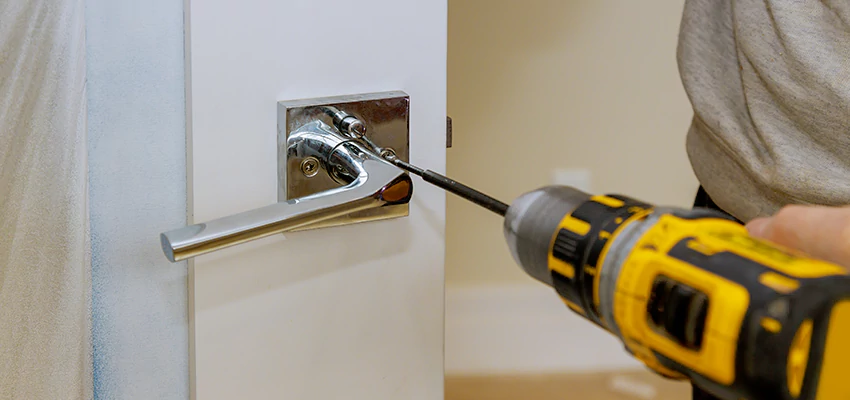 After-hours Locksmith  For Lock Troubleshooting in Parlier, California