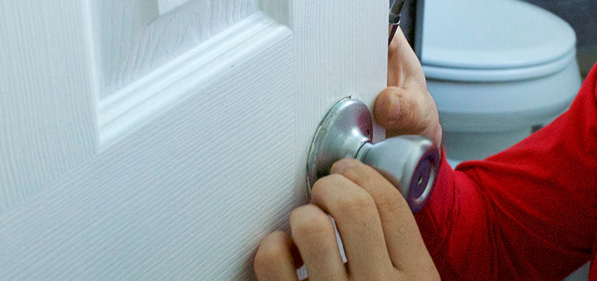 Vintage Door Knob Replacement in Parlier, CA