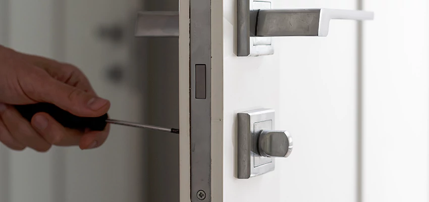 Key Programming Locksmith Open Now in Parlier, California